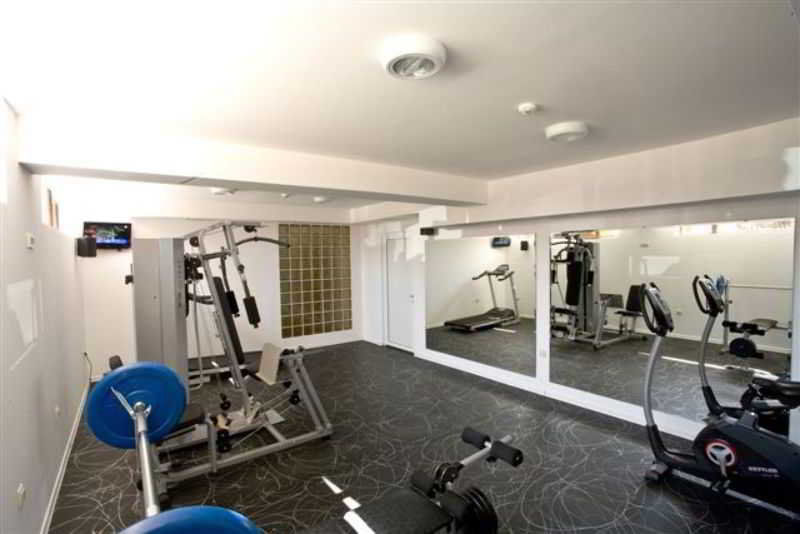 Hotel Chinar Hisarya Luaran gambar