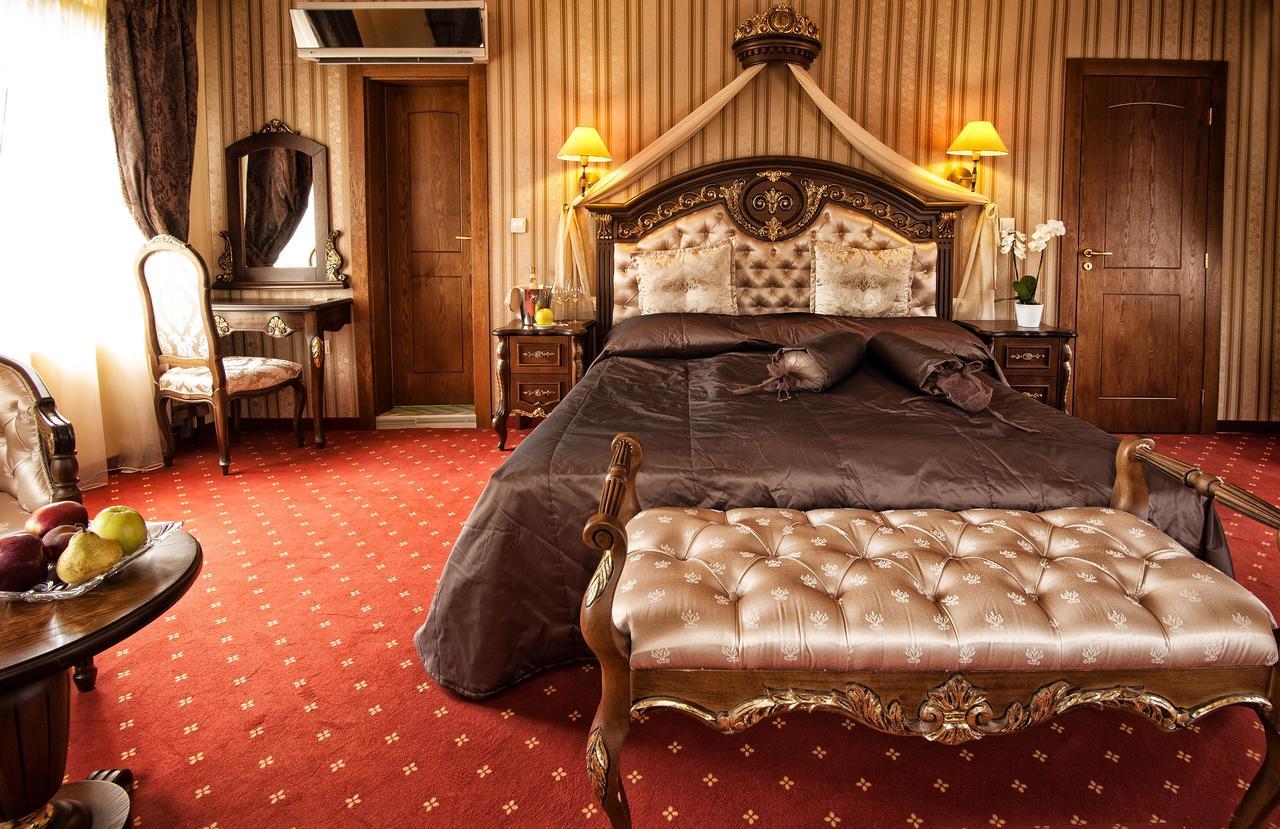 Hotel Chinar Hisarya Luaran gambar