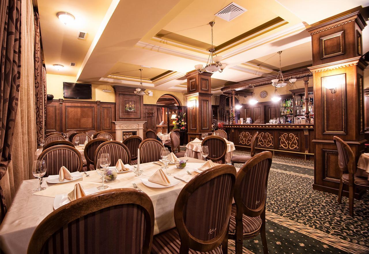 Hotel Chinar Hisarya Luaran gambar
